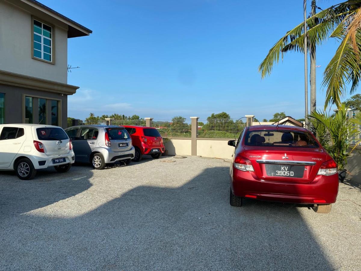 Grand Village Inn Pantai Cenang  Exterior photo
