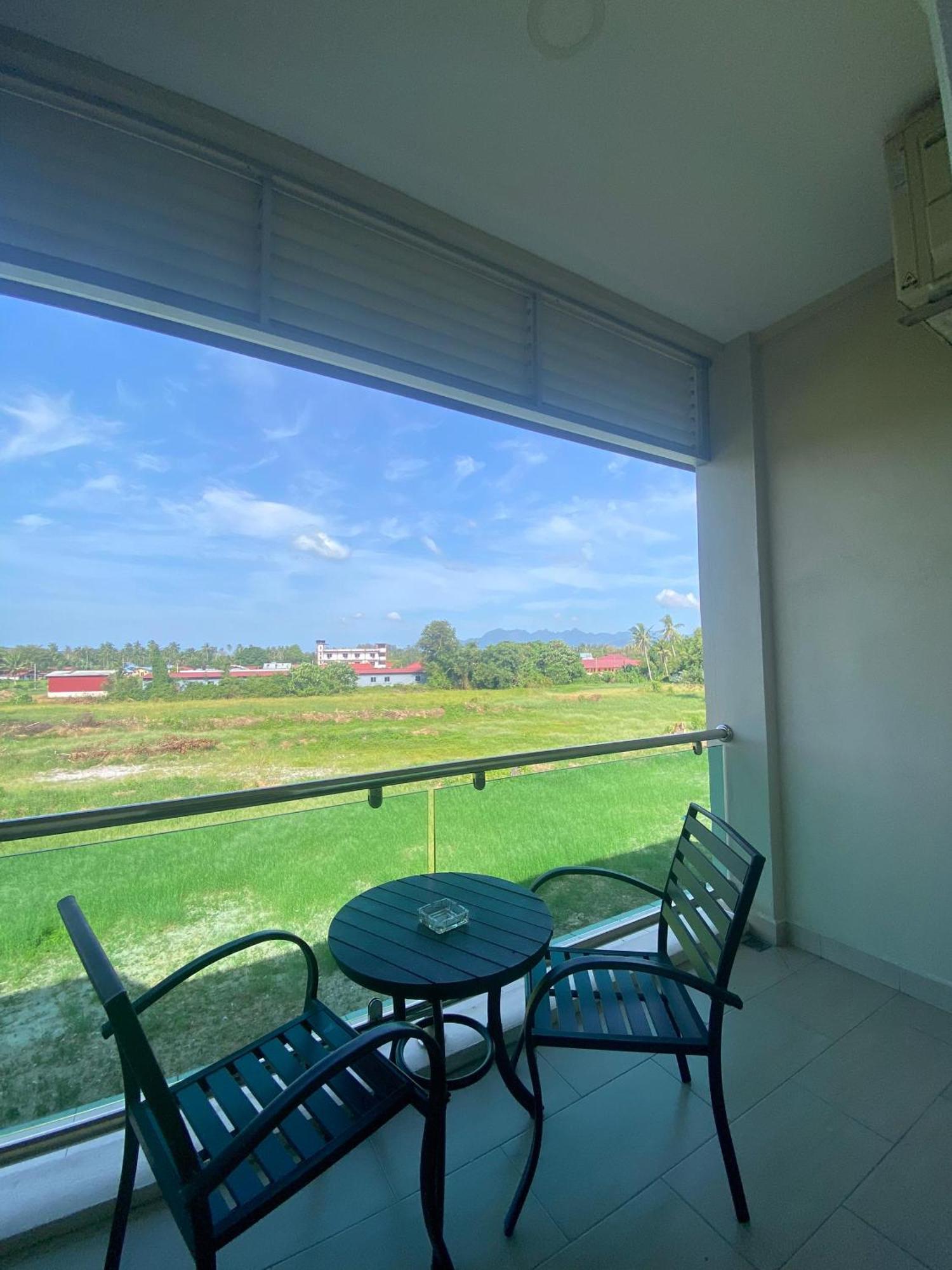 Grand Village Inn Pantai Cenang  Exterior photo